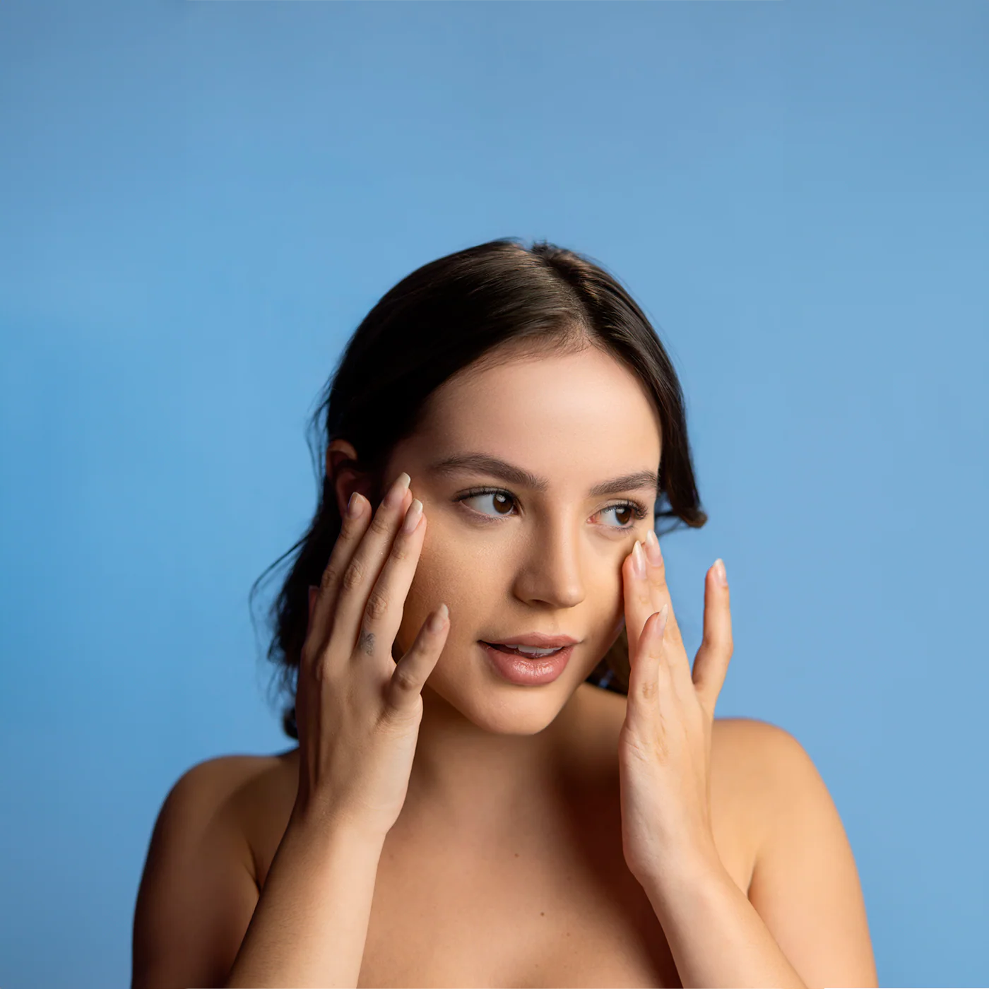 Bela Fernandes — embaixadora Ebla Skincare